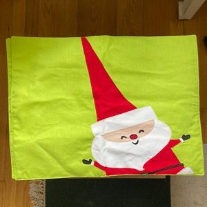 Christmas Placemats (4) w/ Bonus Candy Cane Decor